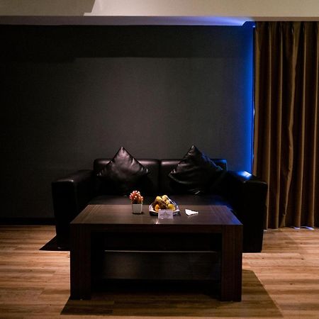 Yunna Hotel Lampung Bandar Lampung Ngoại thất bức ảnh