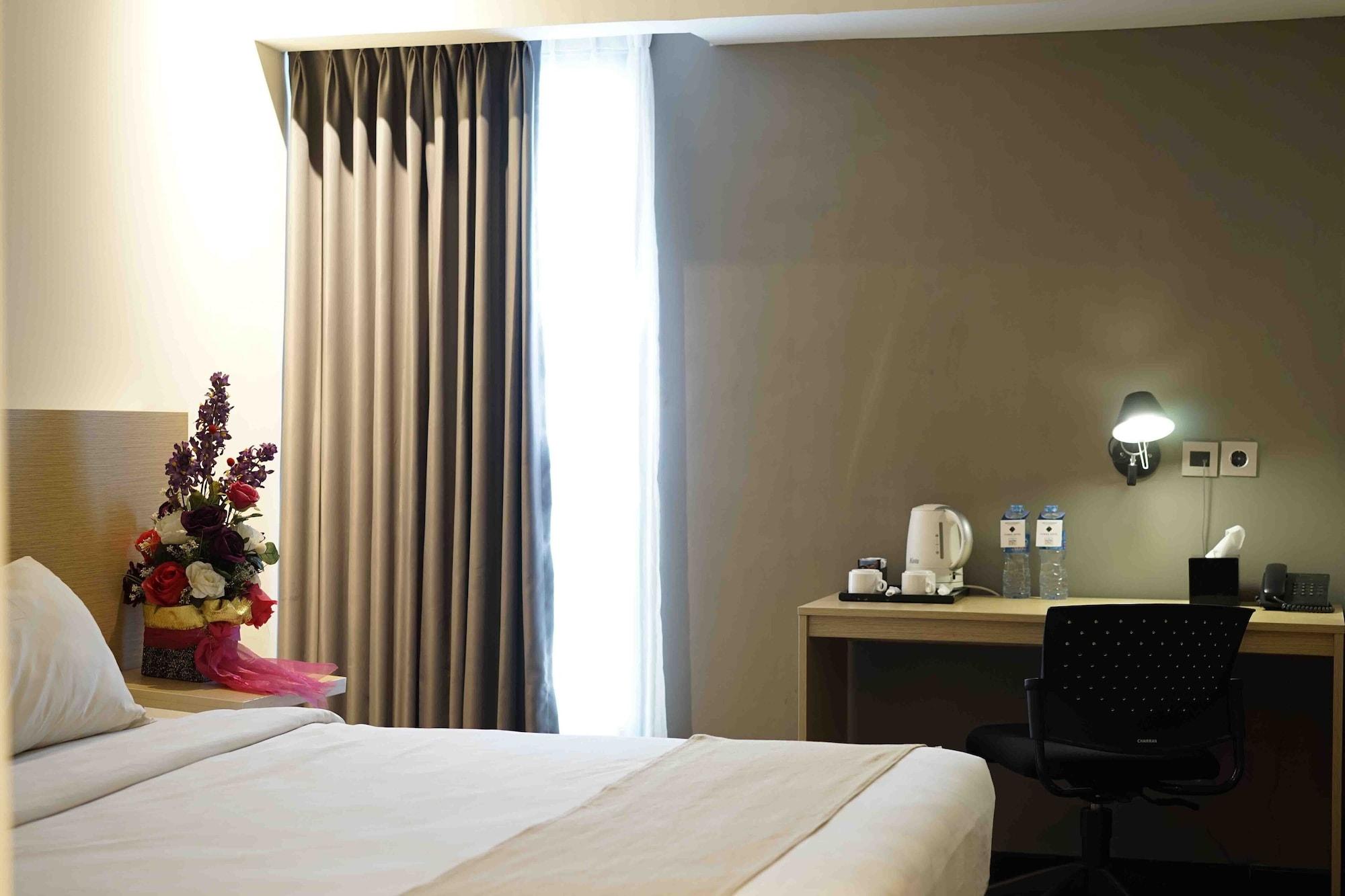 Yunna Hotel Lampung Bandar Lampung Ngoại thất bức ảnh