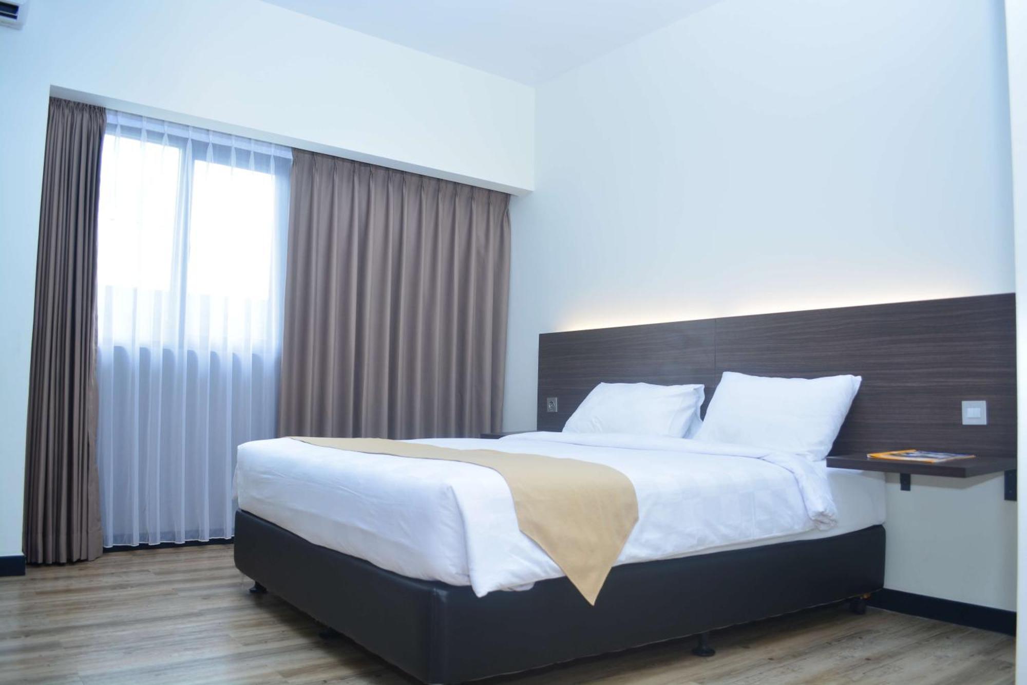 Yunna Hotel Lampung Bandar Lampung Phòng bức ảnh