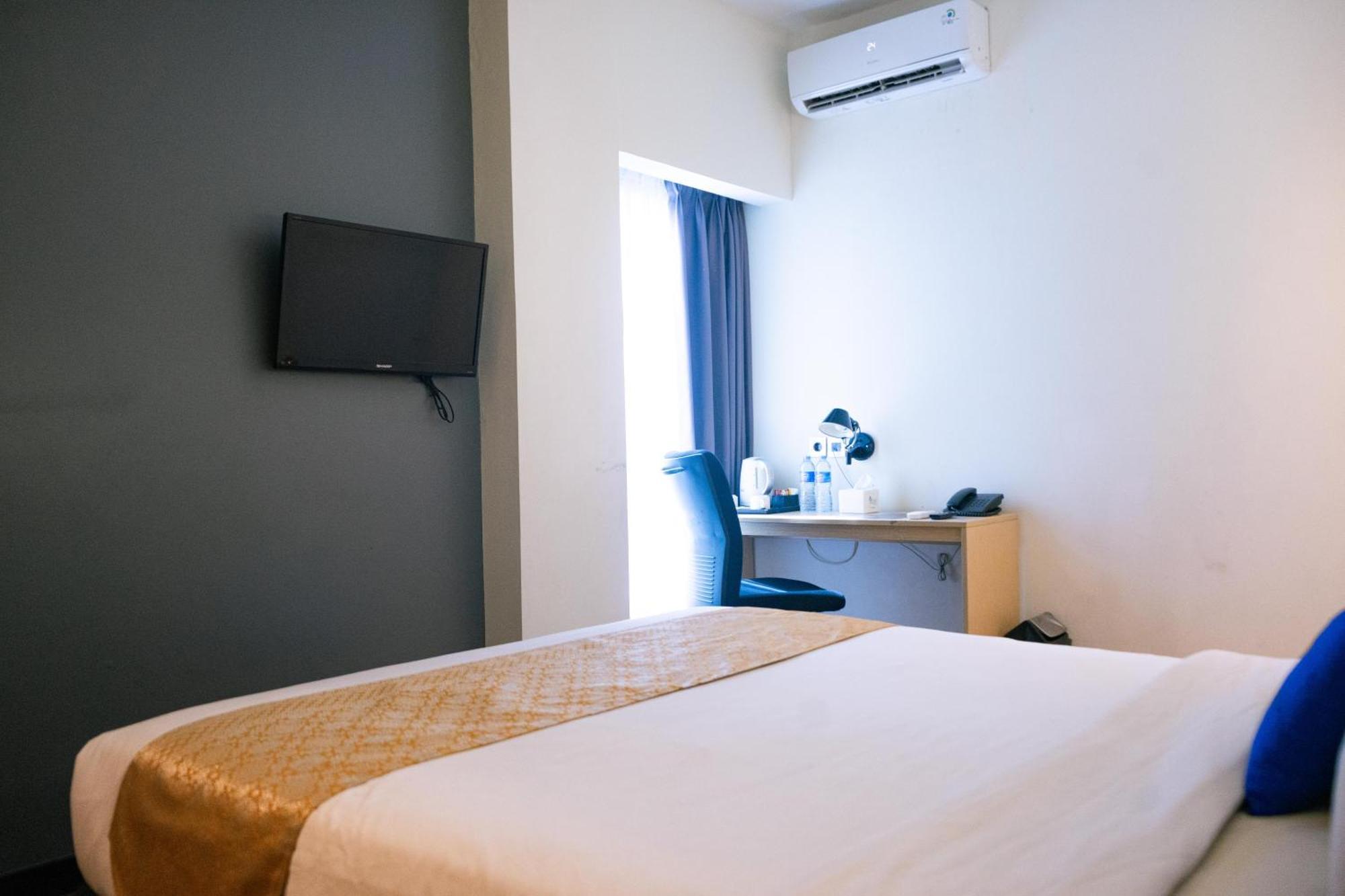 Yunna Hotel Lampung Bandar Lampung Ngoại thất bức ảnh