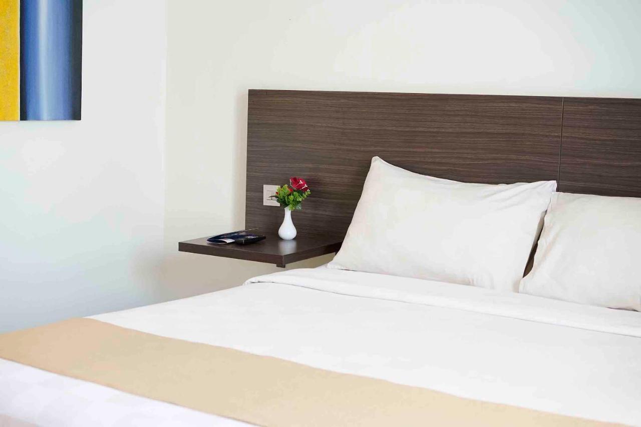 Yunna Hotel Lampung Bandar Lampung Ngoại thất bức ảnh